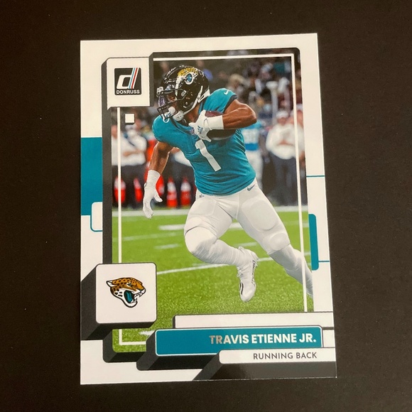 Travis Etienne Jr: Jacksonville Jaguars, Running Back 2022 Panini Donruss #63 - Picture 1 of 2